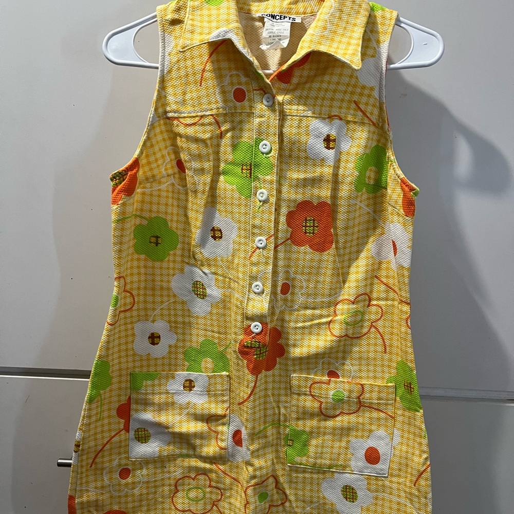 Floral Sleeveless Button-Up Top
